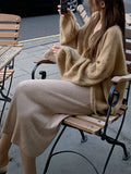 Fans Of Finland_Guided Relaxation Wool Shawl + Sling Skirt Two-Piece