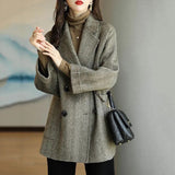 Thousand Birds Autumn And Winter New Fashion Characters Loose Thin And Thin Small Hairy Hairy Long Coat Woman