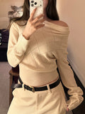 Taste Oni Inside The High Sense Of Wisdom All Wool Hollow Rhyme Collar Sweater Women's New Winter